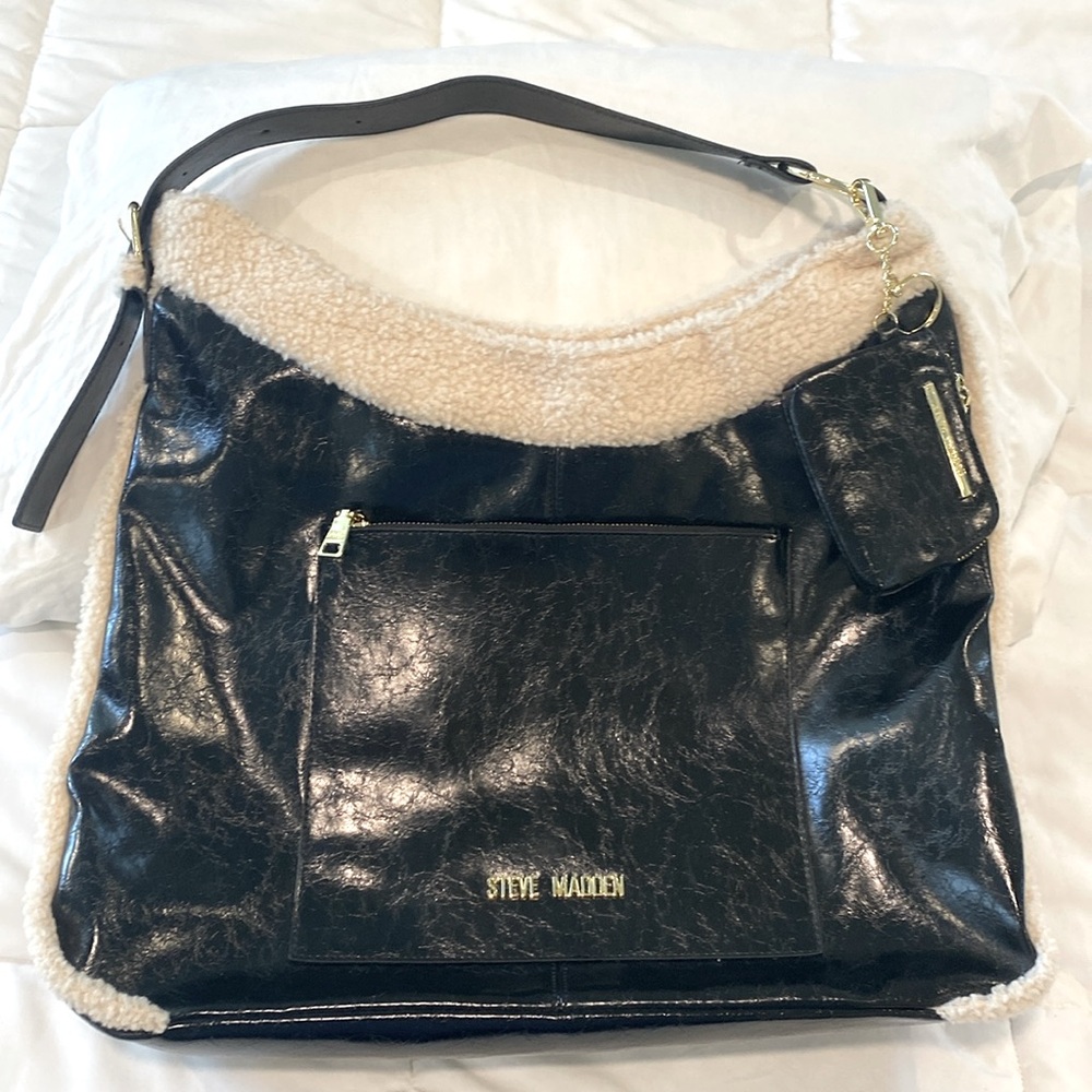 NWOT Steve Madden black tote with Sherpa fur, includes coin purse and key ring